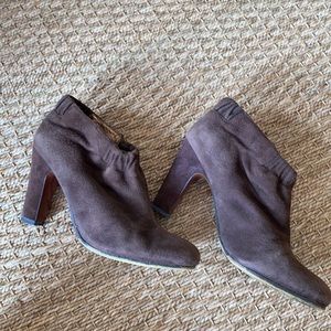 Sam Edelman Brown suede booties